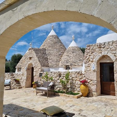 Trulli Di Spinaruta Bed & Breakfast กร็อตตาเย ภายนอก รูปภาพ