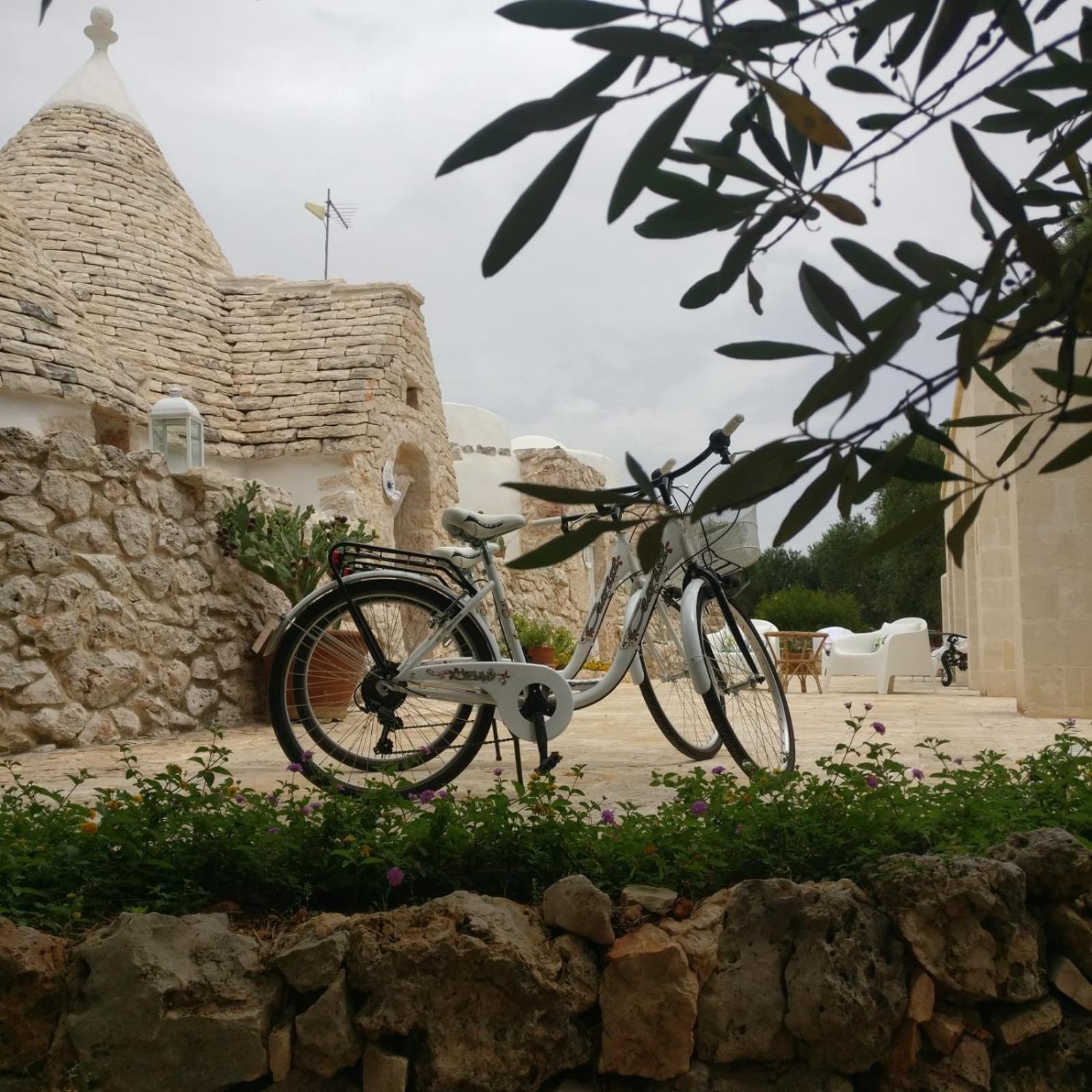Trulli Di Spinaruta Bed & Breakfast กร็อตตาเย ภายนอก รูปภาพ