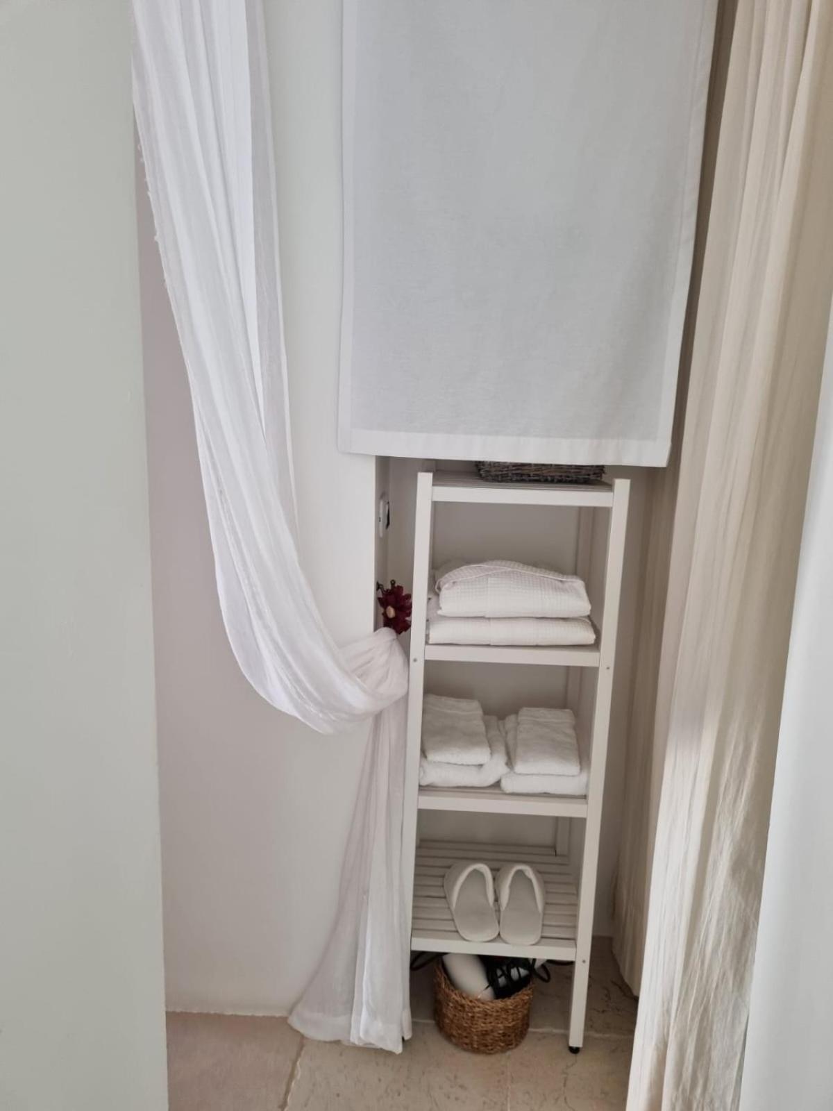 Trulli Di Spinaruta Bed & Breakfast กร็อตตาเย ภายนอก รูปภาพ