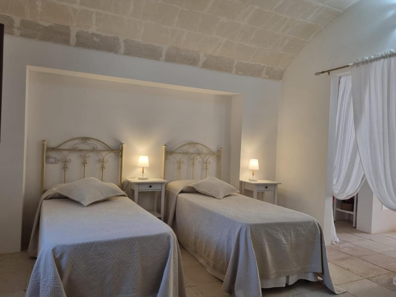 Trulli Di Spinaruta Bed & Breakfast กร็อตตาเย ภายนอก รูปภาพ