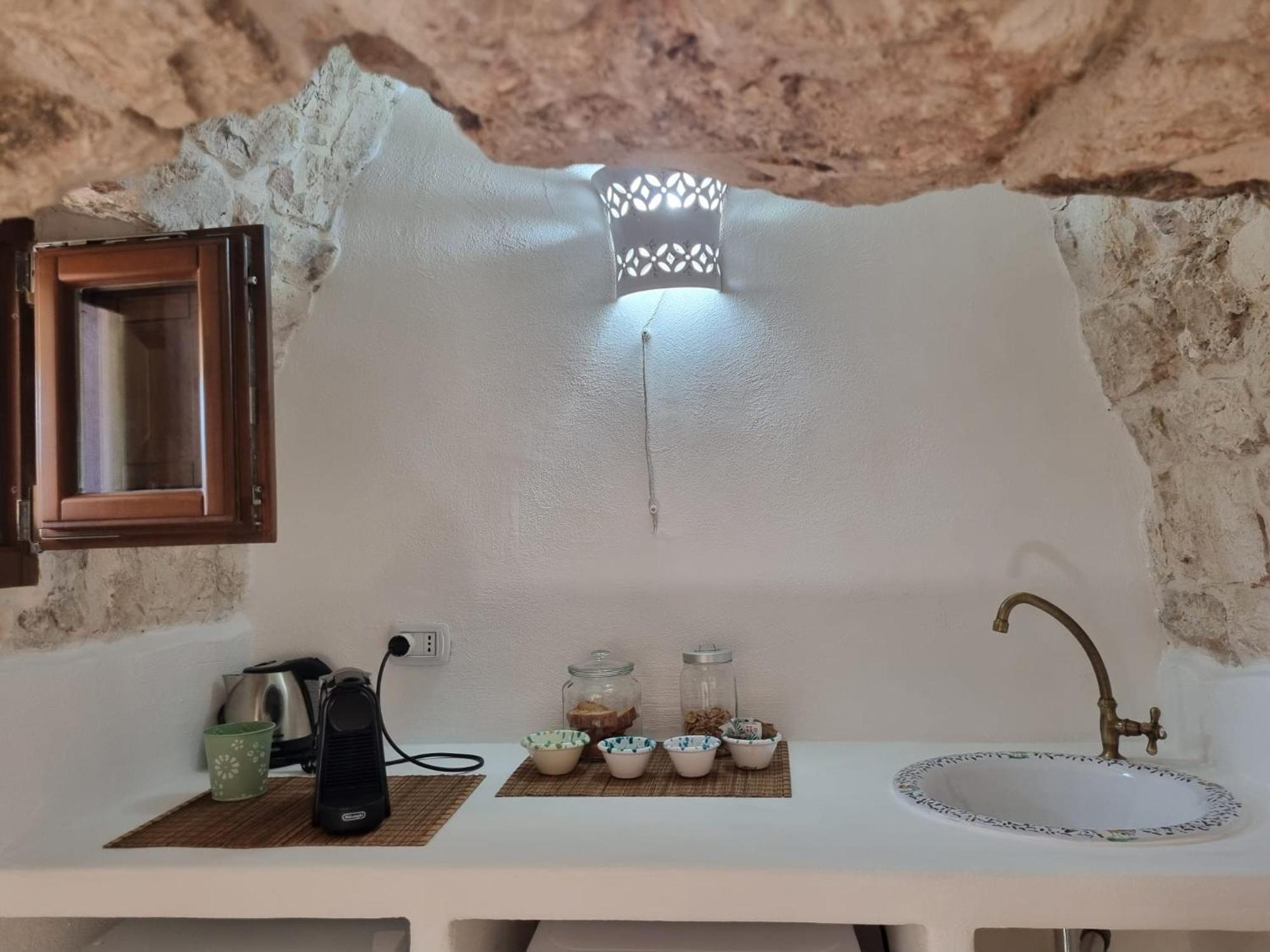 Trulli Di Spinaruta Bed & Breakfast กร็อตตาเย ภายนอก รูปภาพ